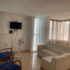 Apartamento Comodo En Rodadero, Gaira